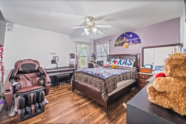 Building Photo - 7306 Kransburg Ranch Dr