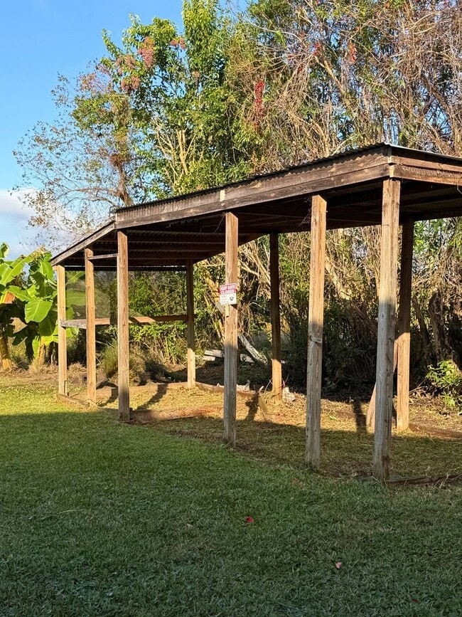 Building Photo - Spacious 4 Bedroom, 2.5 Bath Home with Stunning Marsh Views