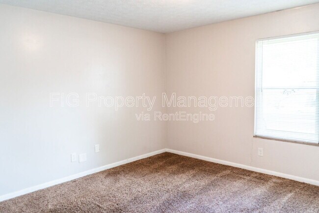 Building Photo - 4802 Cannon Ridge Dr