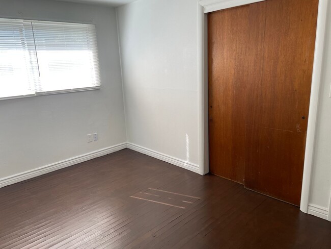 Building Photo - House for Rent!!