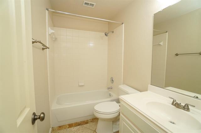 Building Photo - 4817 Carrotwood Dr