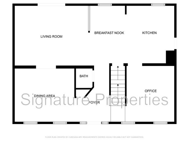 Building Photo - 105 Oakwood Dr