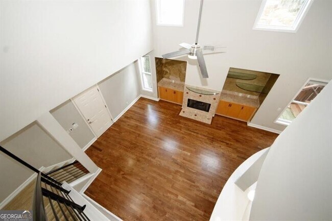 Building Photo - 1354 Brookhaven Village Cir NE