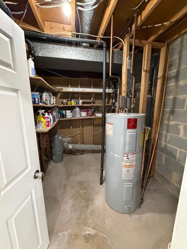 Building Photo - 13301 Aiken Pl