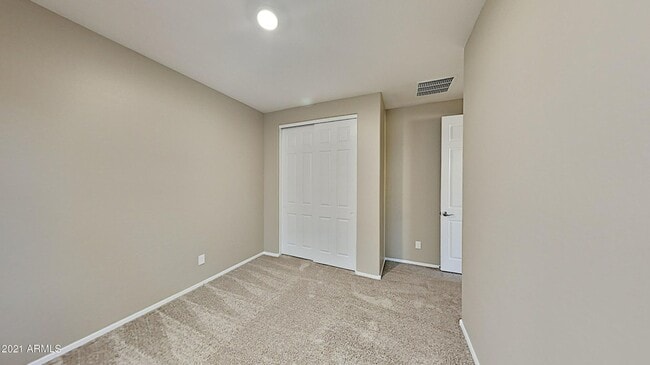 Building Photo - beautiful 3ba 2bth Laveen home
