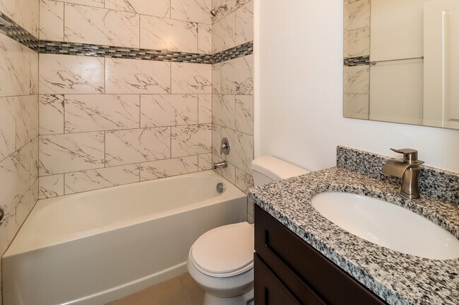 Building Photo - 532 Imperial Pl, Kissimmee, FL