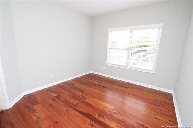 Building Photo - 8367 Primanti Blvd