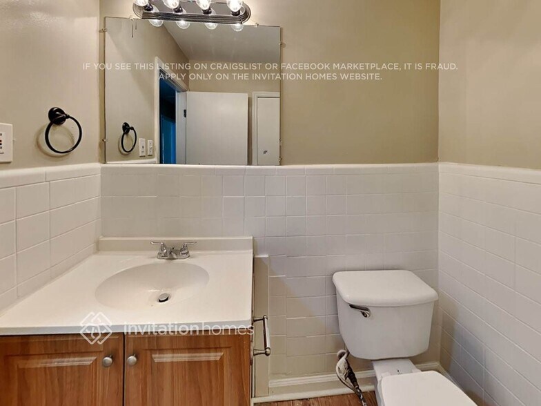 Building Photo - 12 Cherry Cir