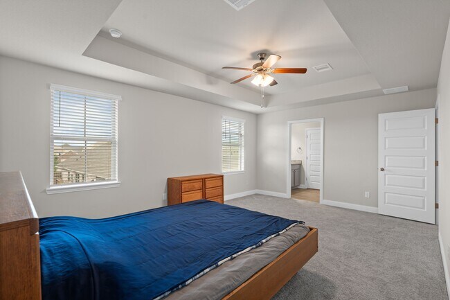Building Photo - 409 Aurora Creek Ln