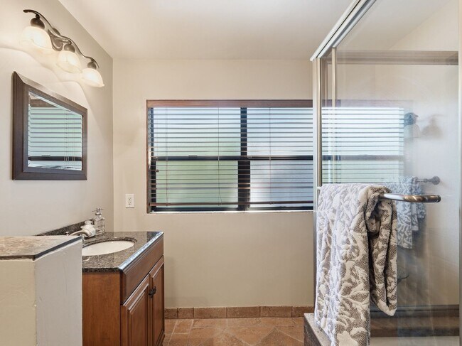 Building Photo - OPEN HOUSE 5/9 & 5/10 1:30-4:30