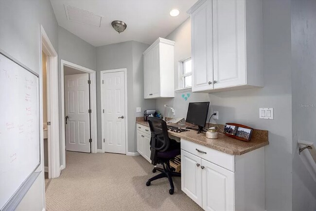 Building Photo - 3833 SW 91st Dr