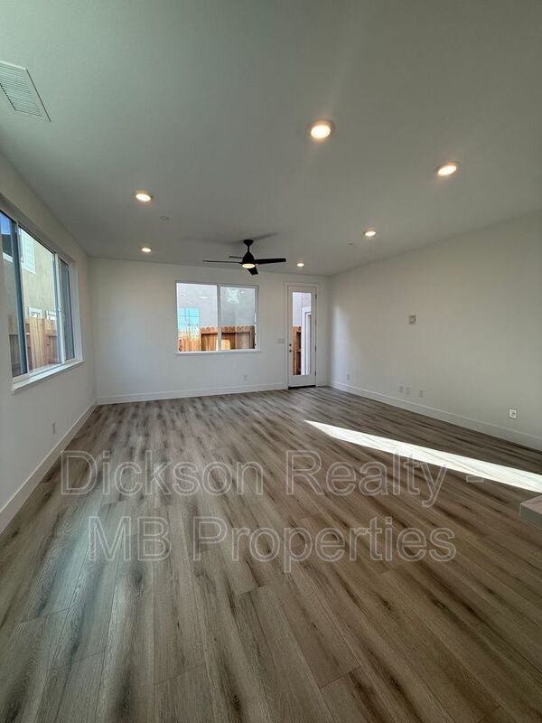 Building Photo - 442 Prosecco Wy