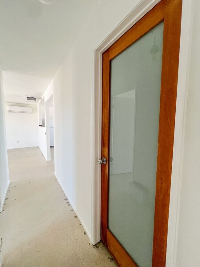 Building Photo - A Newly Remodeled 3 Bedroom