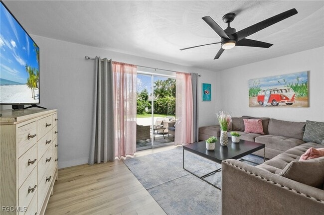 Building Photo - 1661 Coronado Rd