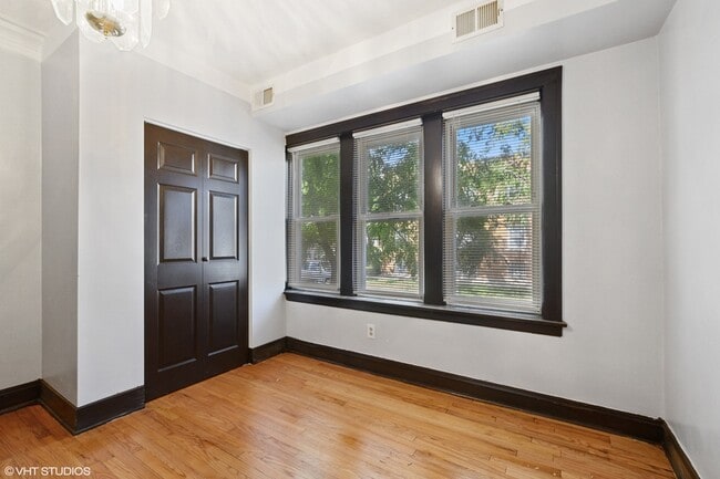 Building Photo - 1317 W 80th St