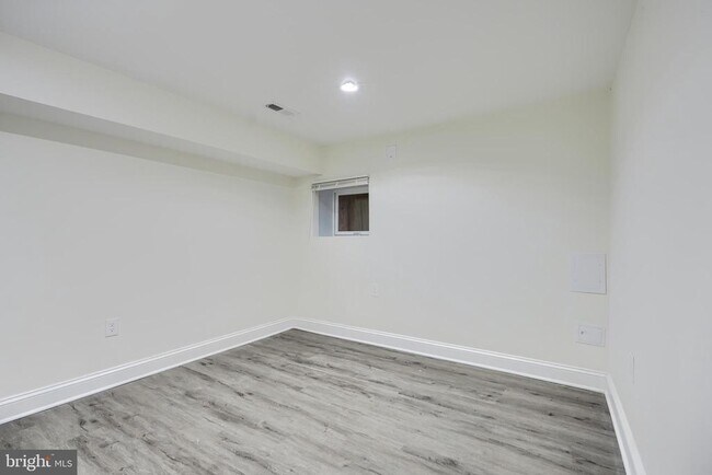 Building Photo - 4911 Cordelia Ave