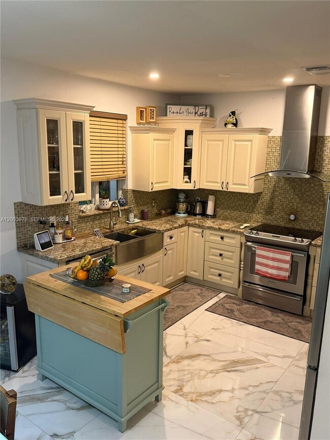 Building Photo - 12426 SW 125th Terrace