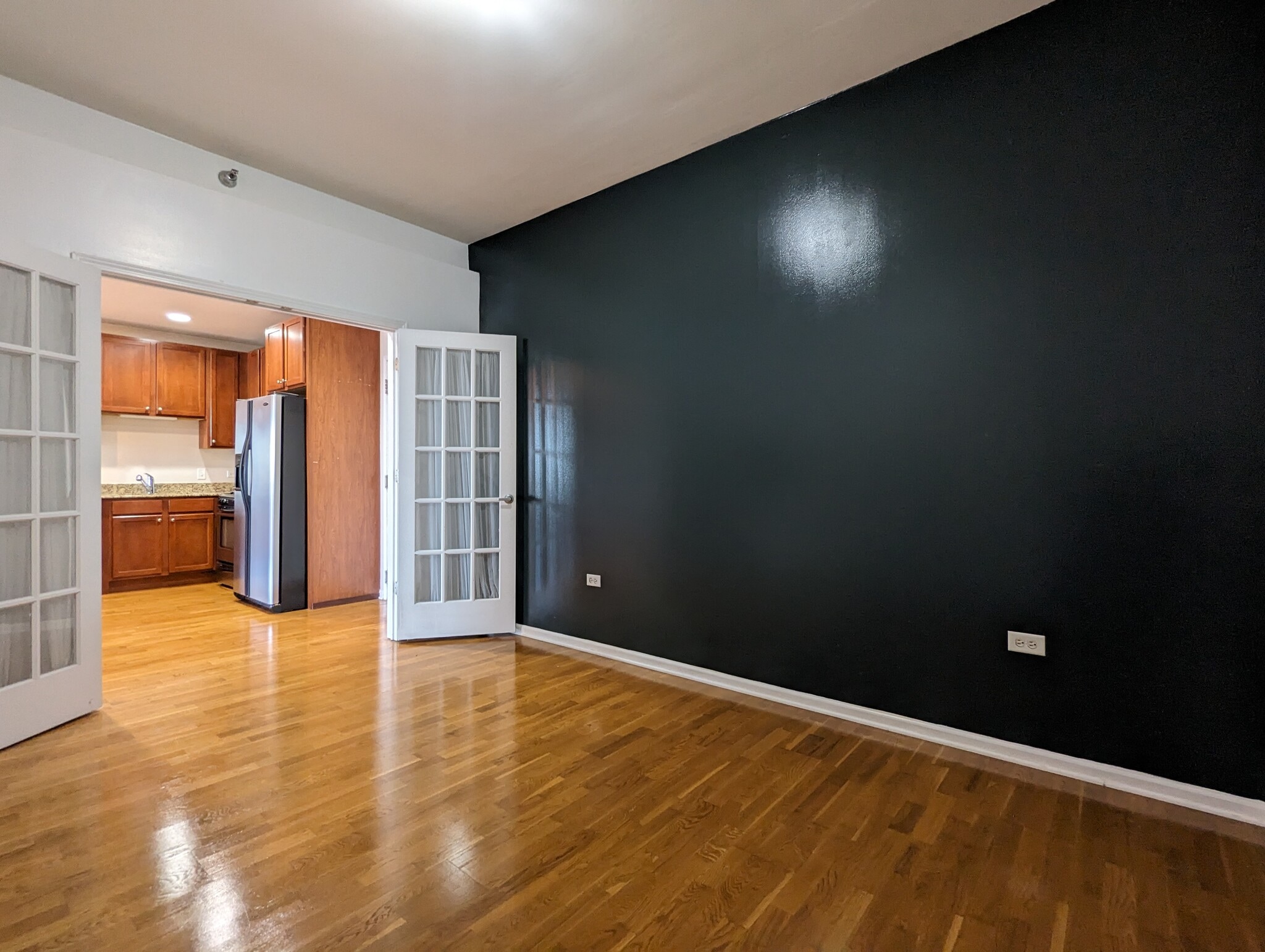 Building Photo - 843 W Grace St