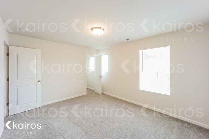 Building Photo - 232 Fox Chase Wy
