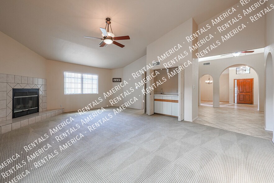Building Photo - 8444 N 85th St