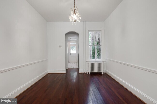 Building Photo - 1322 35th St NW