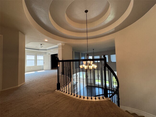 Building Photo - 30154 Southern Sky Dr