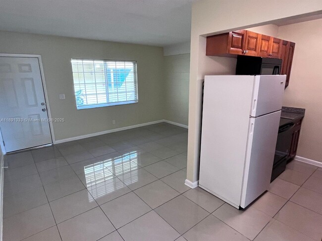 Building Photo - 432 SE 20th St