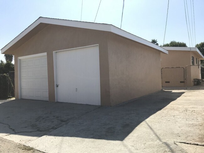Building Photo - 1633-1637 255th Street