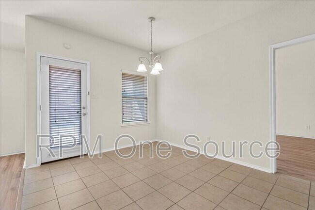 Building Photo - 1729 Park Trails Blvd