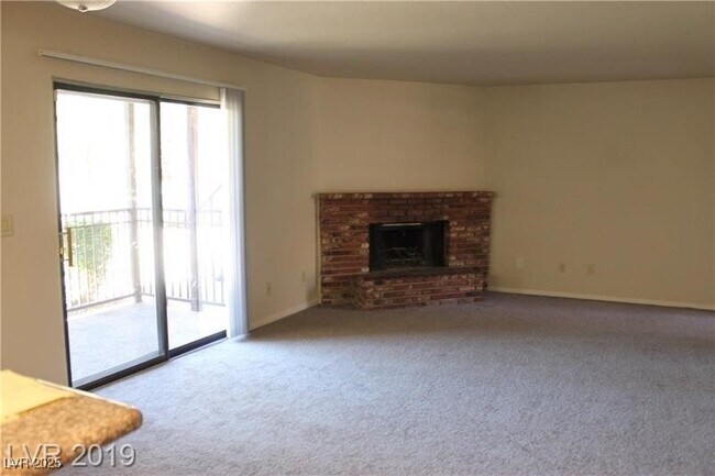 Building Photo - 4401 Alexis Dr