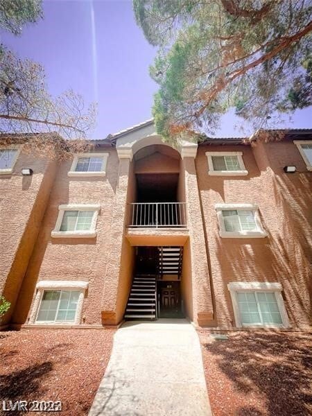 Building Photo - 2750 S Durango Dr
