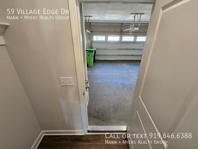 Building Photo - 59 Village Edge Dr