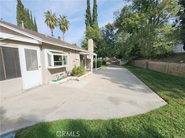 Building Photo - 5165 Pearblossom Dr