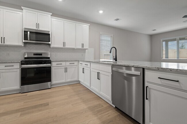 Building Photo - 23110 Dadi Orchid Dr