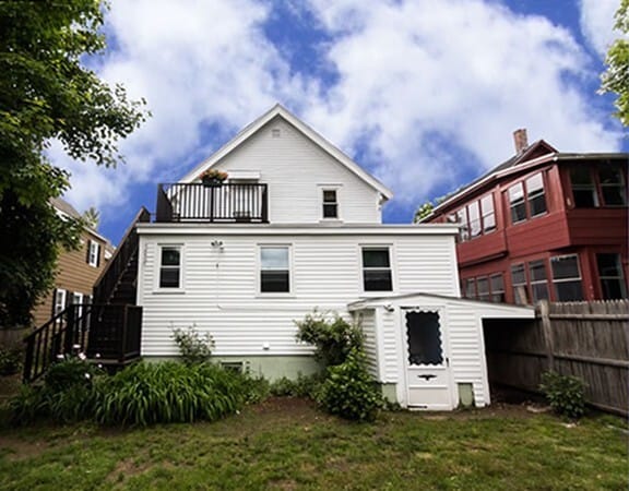 Building Photo - 39 Farmland Rd