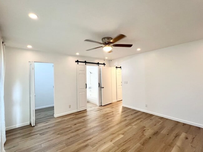 Building Photo - 3br/2.5ba/2pkg in Kaneohe PETS NEGOTIABLE