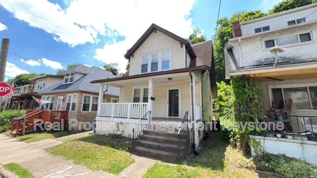 Building Photo - 303 Lexington Ct