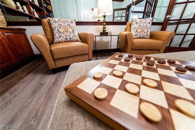 Building Photo - 12799 Doula Ln