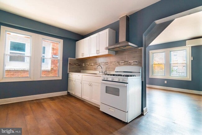 Building Photo - 2506 Tindaro Ter