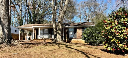 Building Photo - Updated 3 Bed/1.5 Bath Brick Ranch!