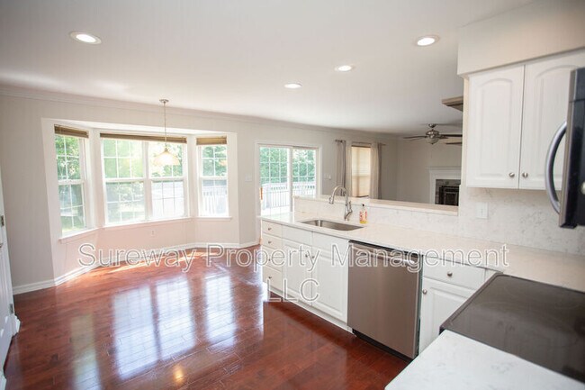 Building Photo - 24 Kathryn Ct