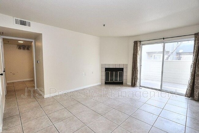 Building Photo - 1019 Dornajo Way