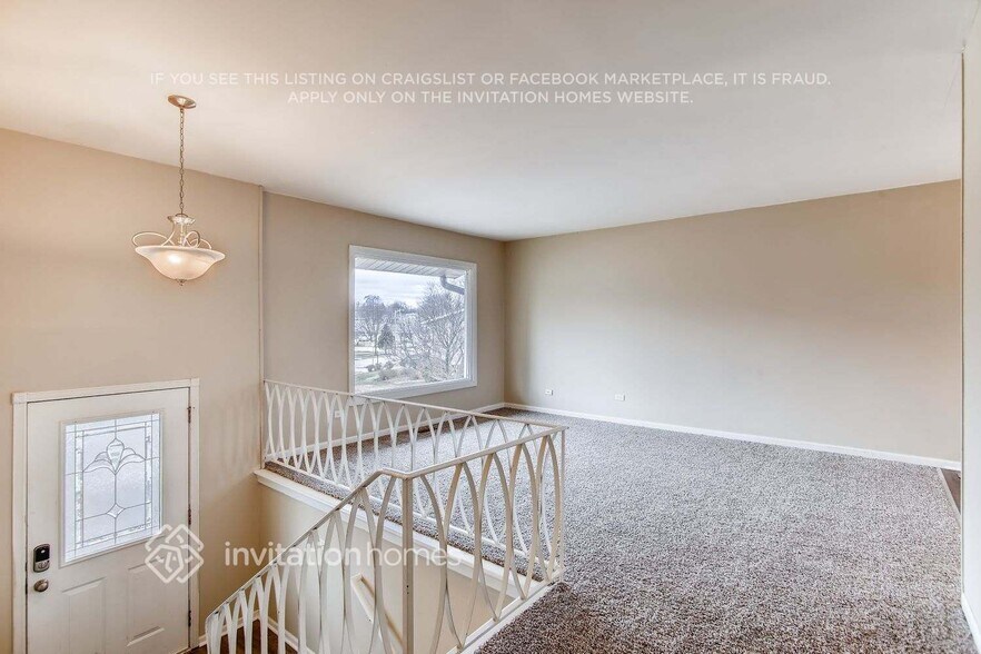 Building Photo - 1381 Alberta Ct