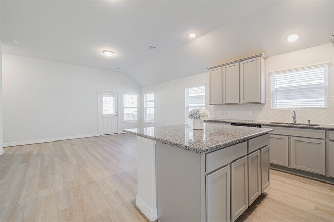 Building Photo - 33118 School Hl Rd