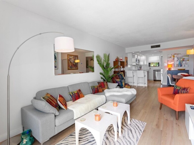 Building Photo - 4450 Highway A1A