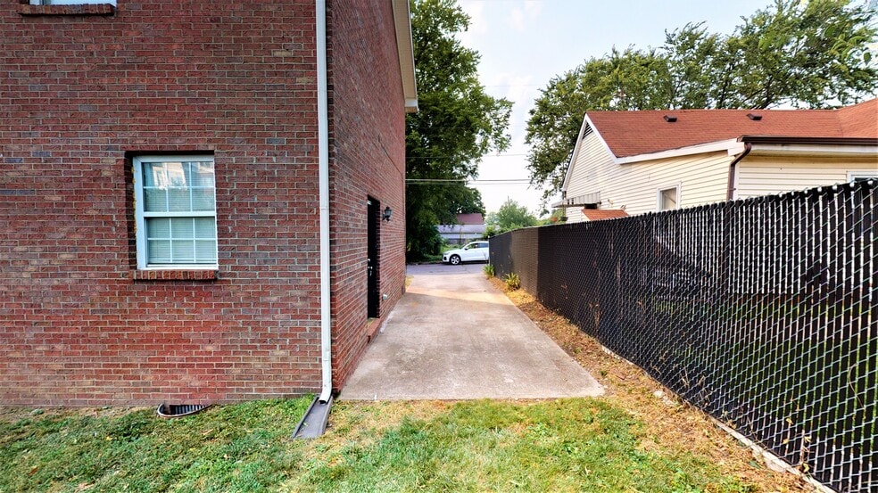 Building Photo - 508 Dunaway St