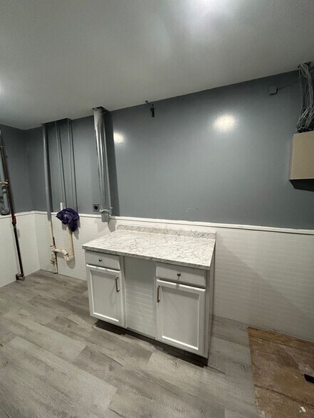 Building Photo - 819 S Todd Cir