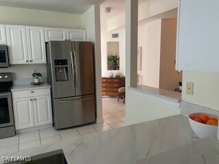 Building Photo - 600 Diamond Cir