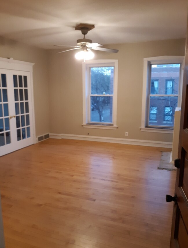 Living Room - 2859 N Damen Ave