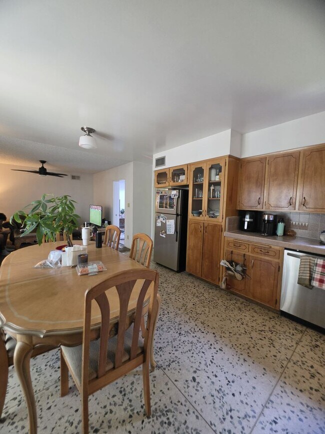 Building Photo - 5140-5142 Catoctin Dr.